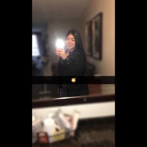 Meet your Posher, Desarae